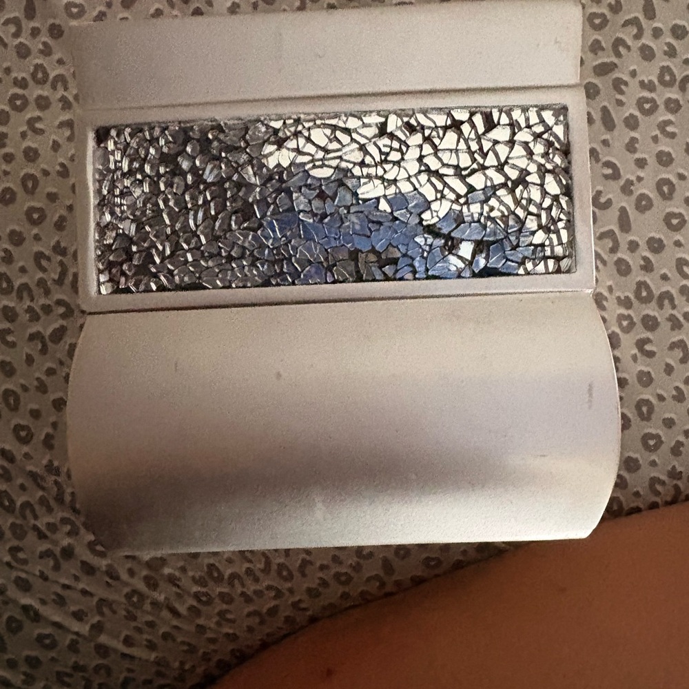 Silver Mosaic Accent Tissue Holder